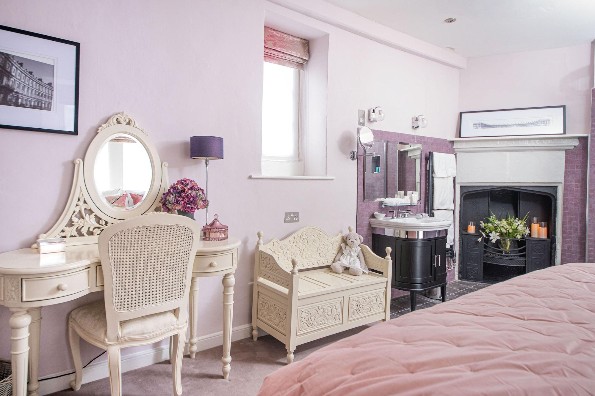 The Gainsborough Bath Spa - Small Luxury Hotels Of The World Экстерьер фото A bedroom at The Old Vicarage