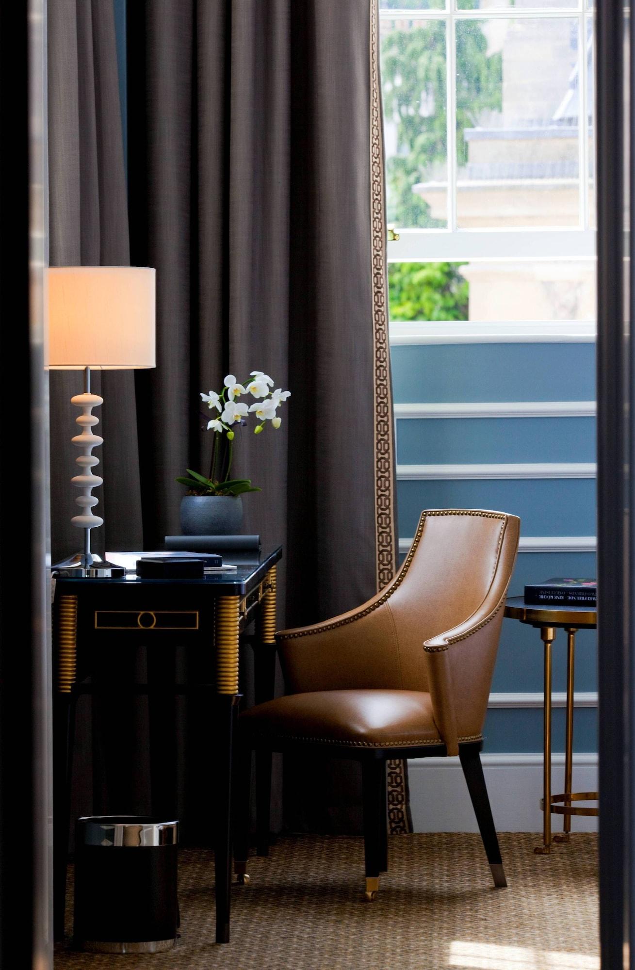 The Gainsborough Bath Spa - Small Luxury Hotels Of The World Экстерьер фото A room at the Four Seasons Hotel
