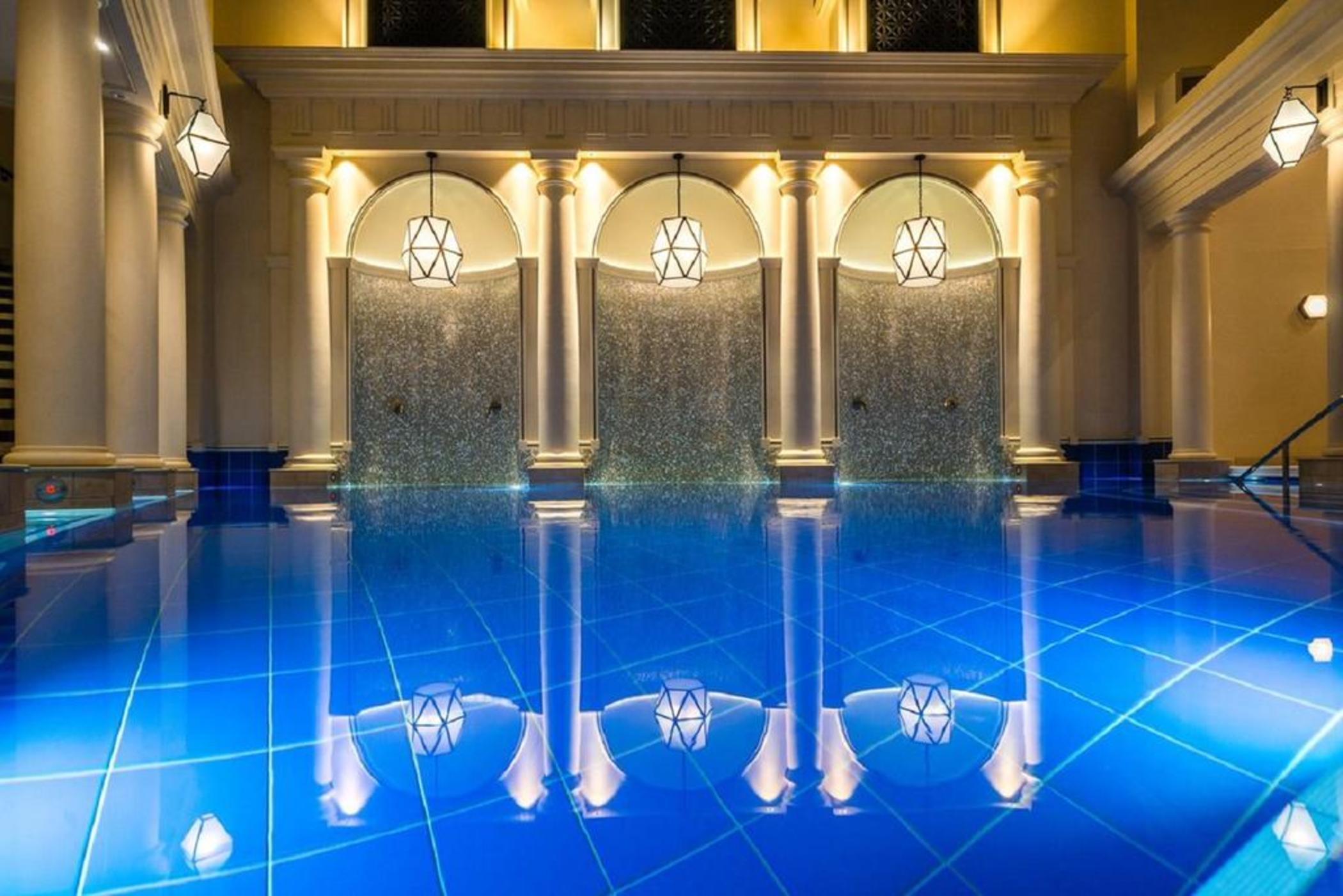 The Gainsborough Bath Spa - Small Luxury Hotels Of The World Экстерьер фото The indoor pool at the Four Seasons Hotel